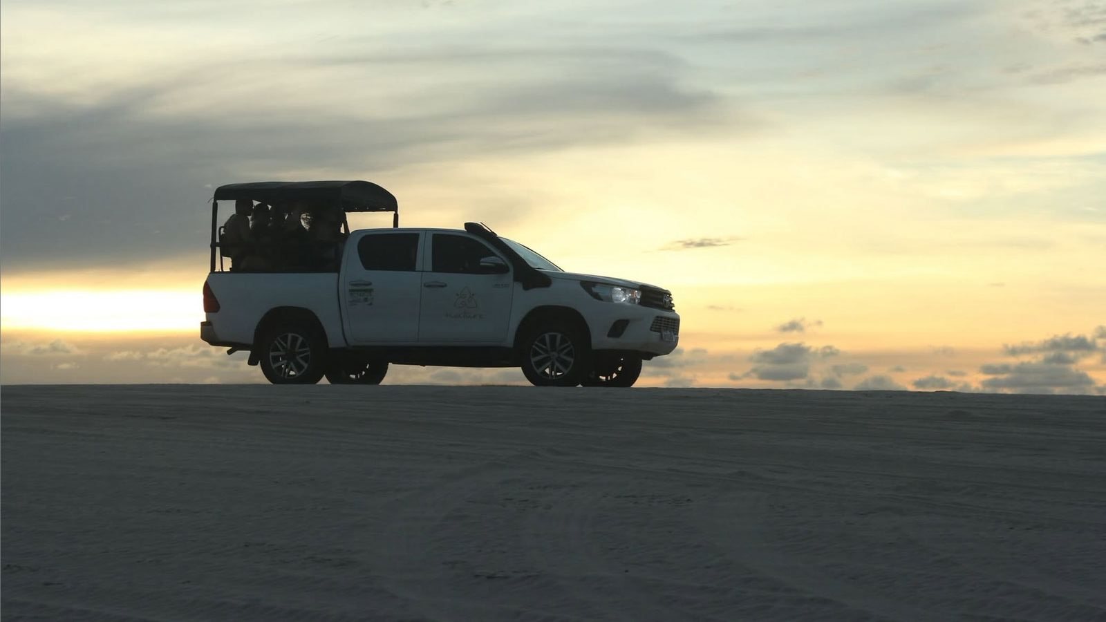 Expedição 4x4 ao pôr do sol